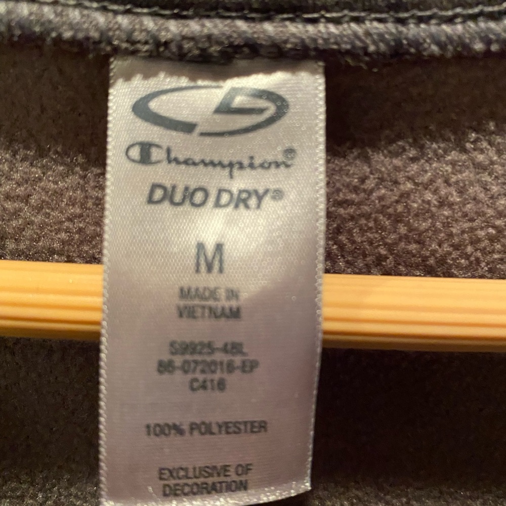 Champion women’s jacket medium - Picture 3 of 6